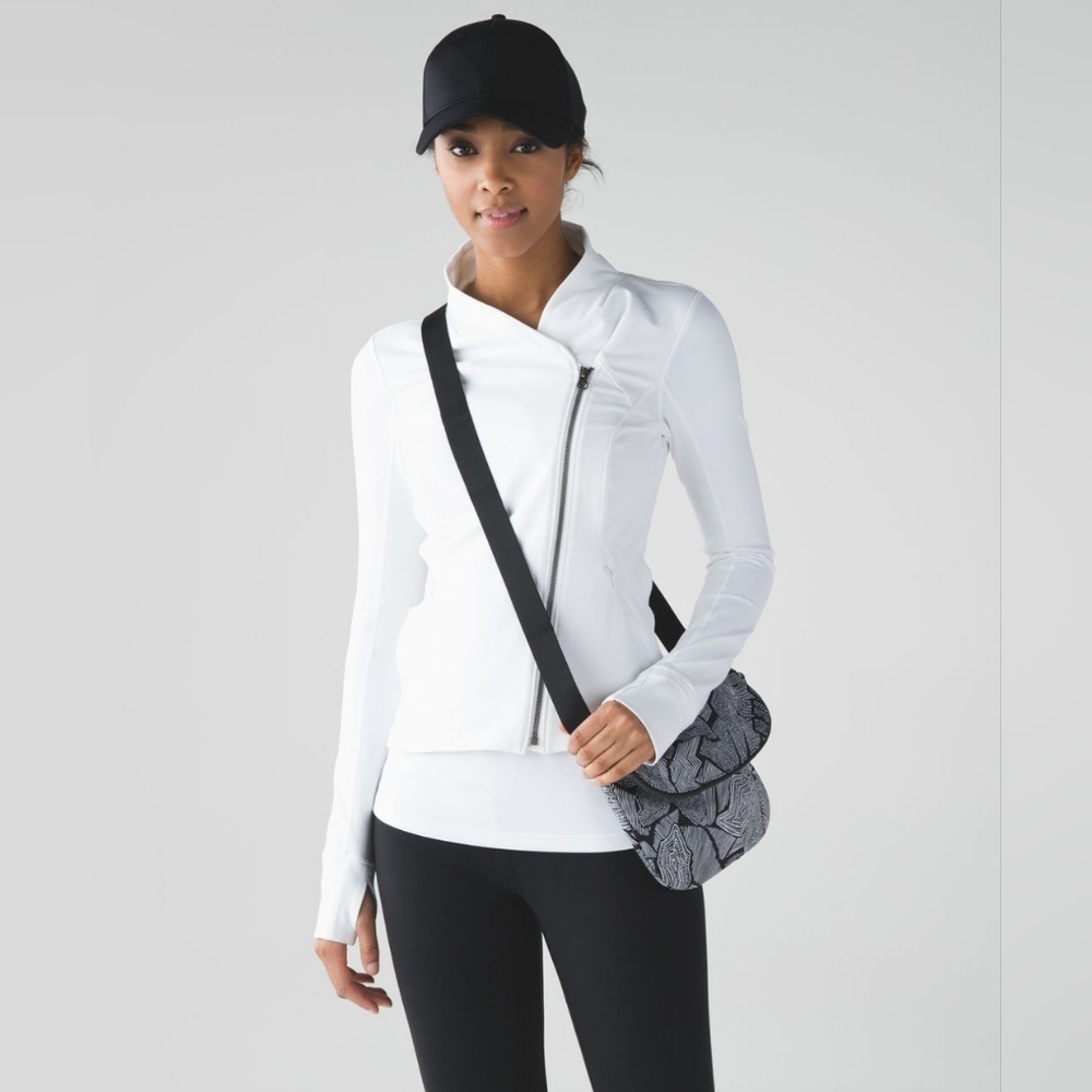 LULULEMON Jacket Precision White Luon Long Sleeve Asymmetrical Sweater 6